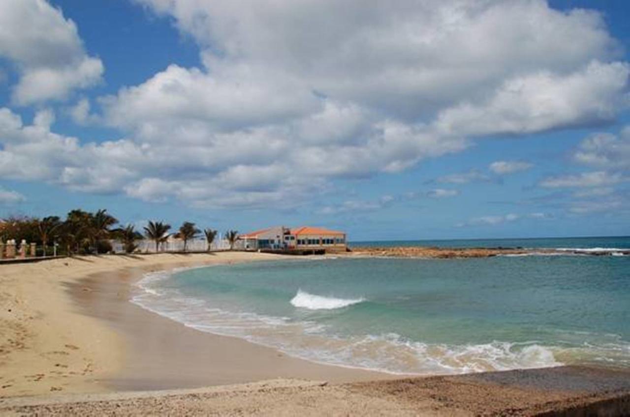 Hostels Holiday Cape Verde Santa Maria Eksteriør billede